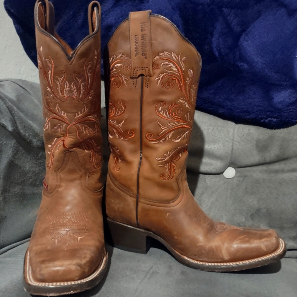 Boots Brown